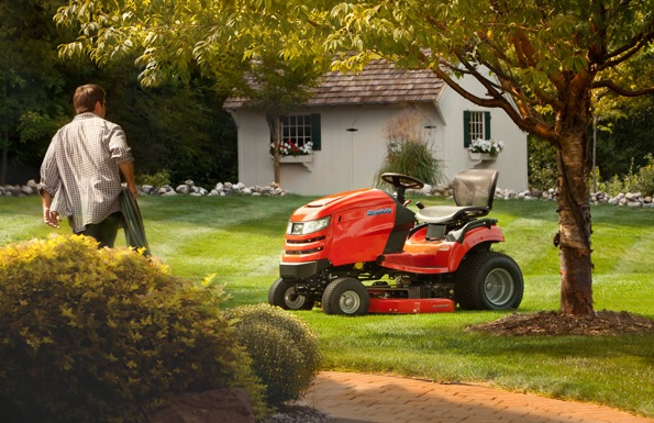 Broadmoor Lawn Tractor Broadmoor Lawn Tractor