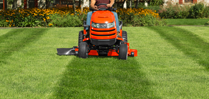 Simplicity lawn tractor with quick hitch visible from front