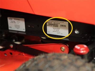 SimplicityUSEN_Support_Tractors_SimplicityRegentTractor_Zoom